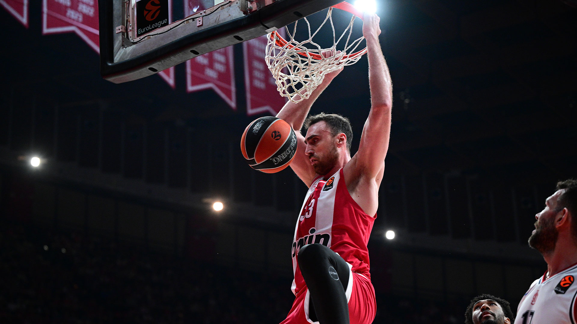 Νίκη με την Αρμάνι και πρώτος ο Θρύλος στην Regular Season