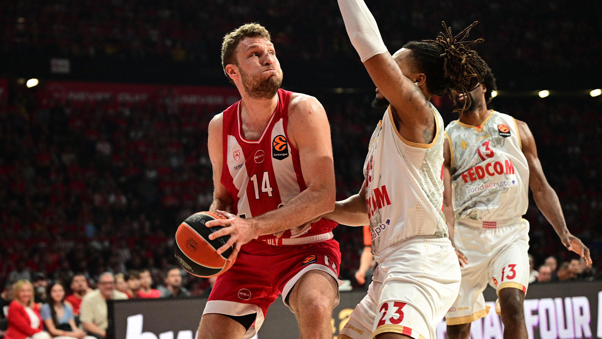 Επιβλητικός Θρύλος, μία νίκη μακριά από το Final 4