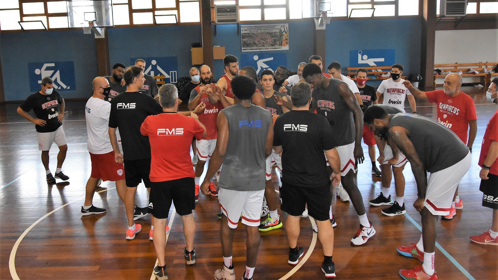 Ανέβασαν στροφές οι «ερυθρόλευκοι»! (pics)