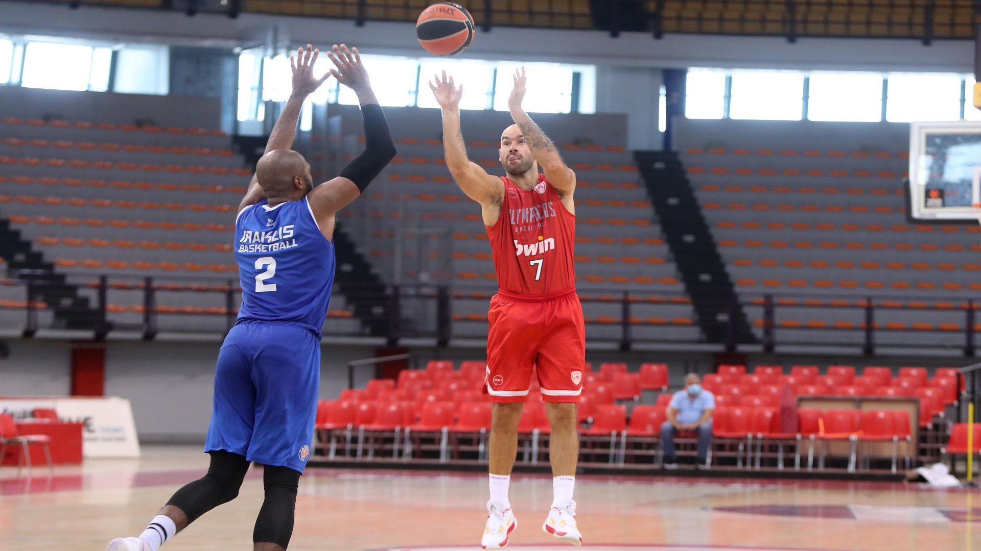 Φιλικός Αγώνας: Ολυμπιακός - Ηρακλής 88-75