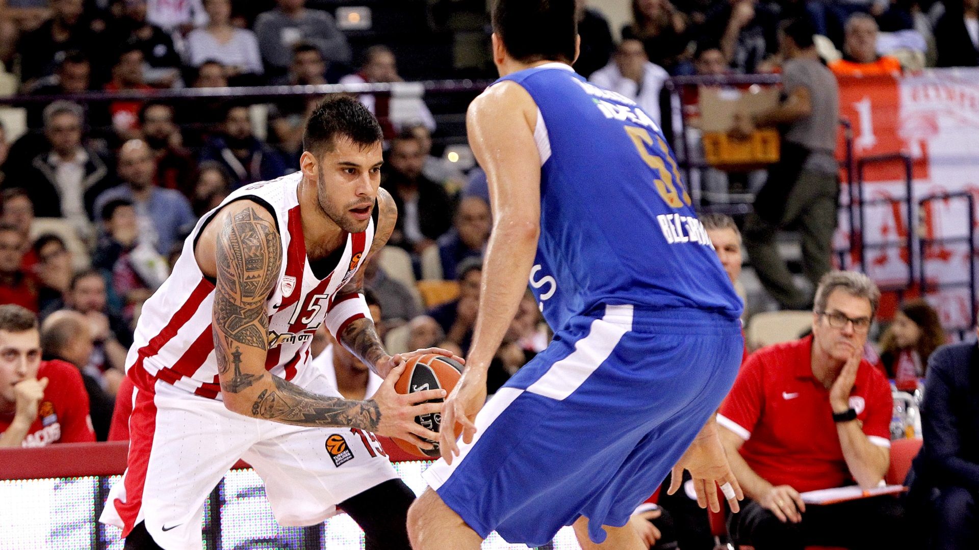 Άνετη νίκη επί του Ερυθρού Αστέρα