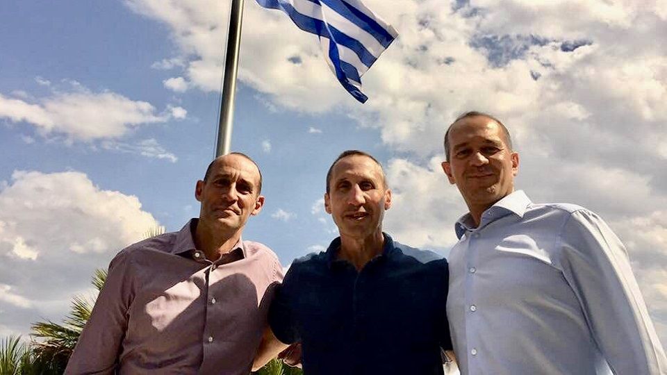 Η πρώτη συνάντηση