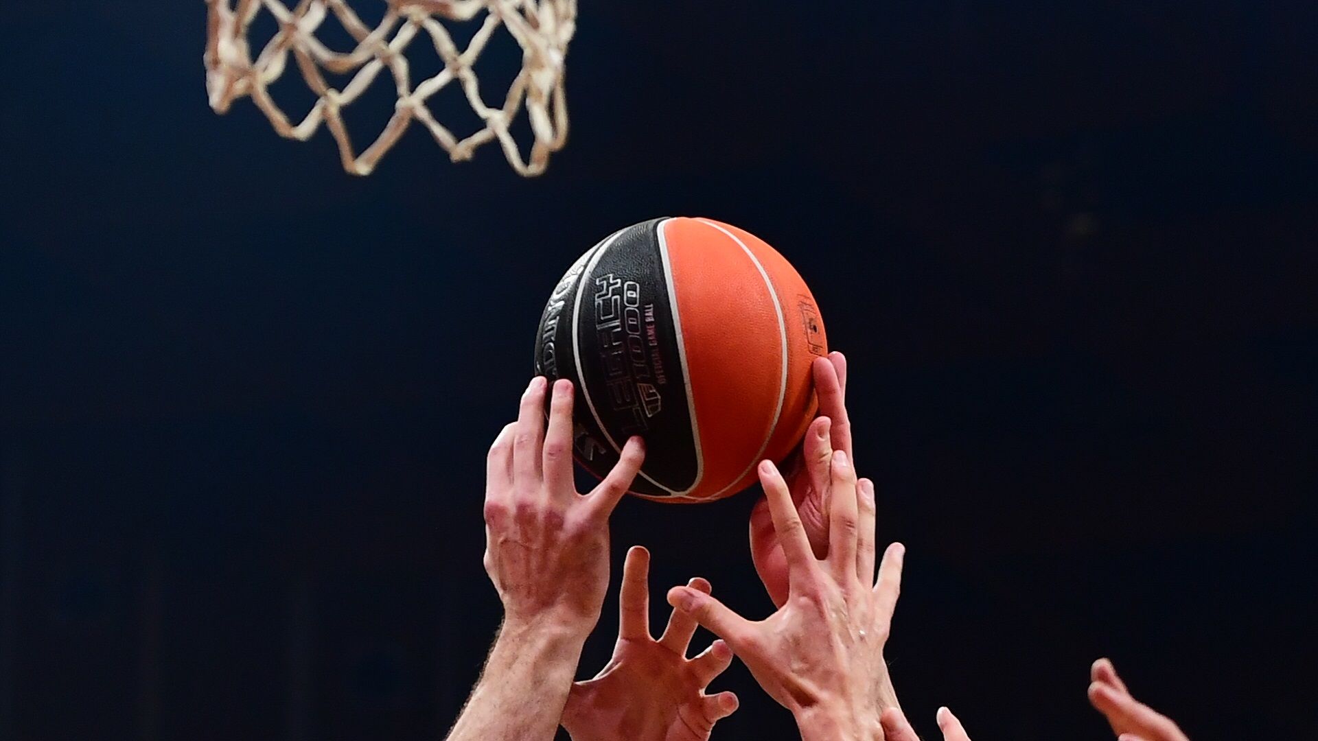 Οι αγώνες της "ερυθρόλευκης" προετοιμασίας