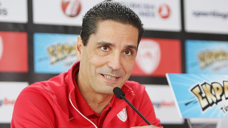 Σφαιρόπουλος: "Με σκληράδα και ανταγωνιστικότητα"