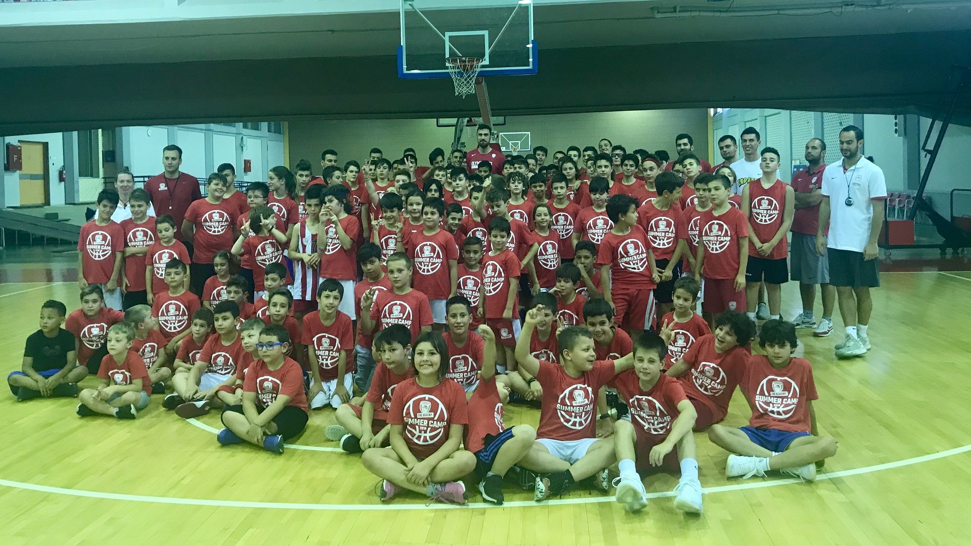 Milutinov with the Olympiacos’ Academies (vid+pics)