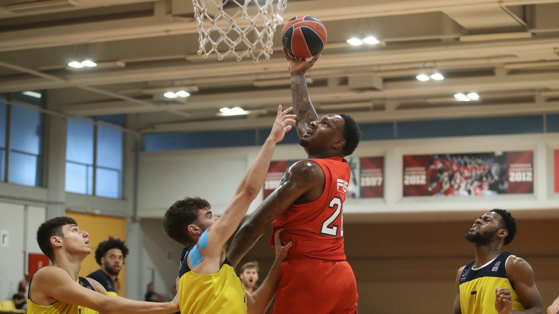 Friendly game: Olympiacos - Lavrio 82-58