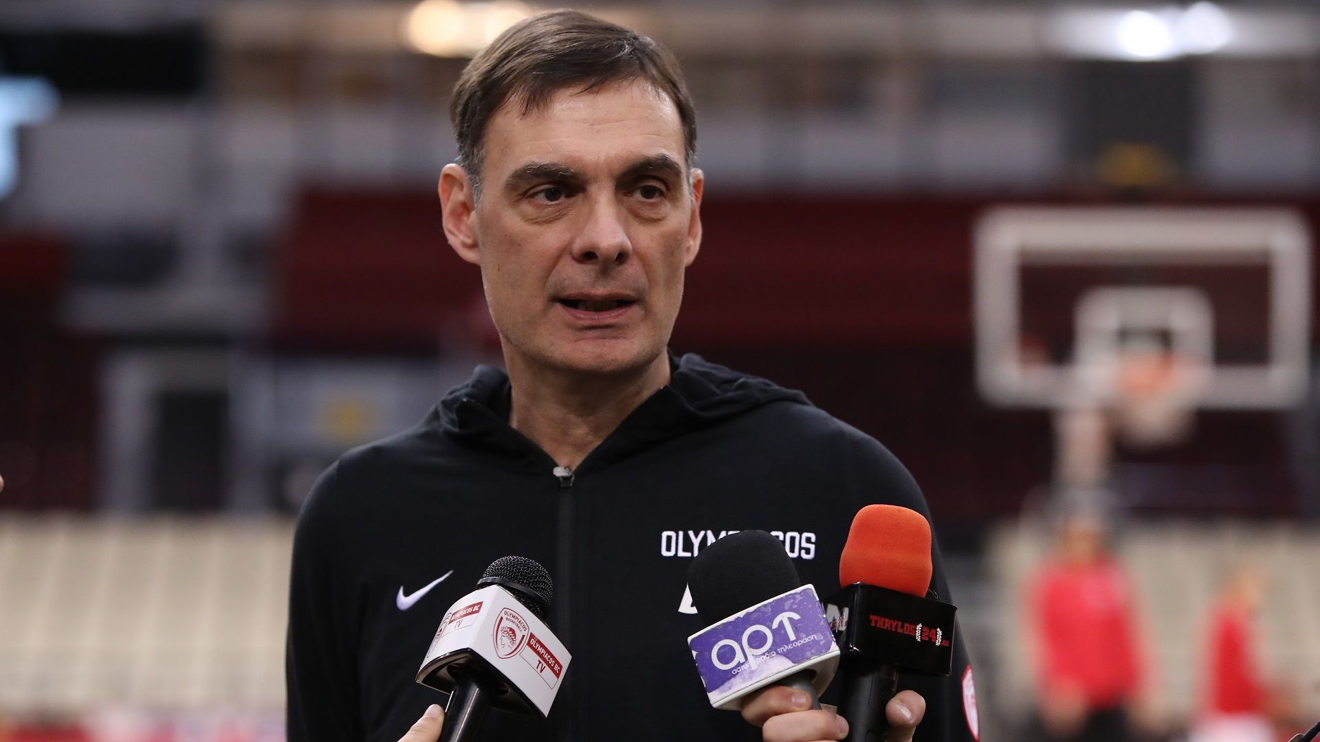 «Πρέπει να κάνουμε μια ομάδα που θα κερδίζει»