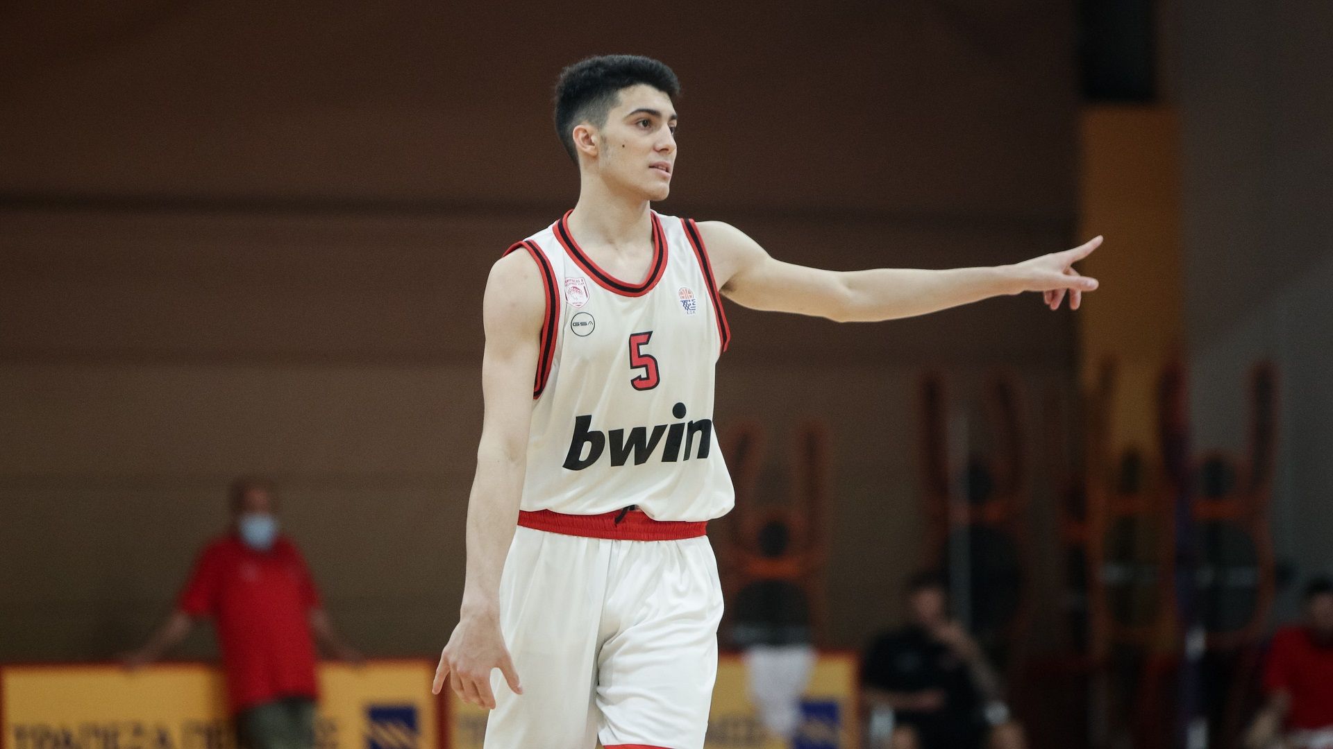 Δανεικός στο Λαύριο ο Νικολαϊδης