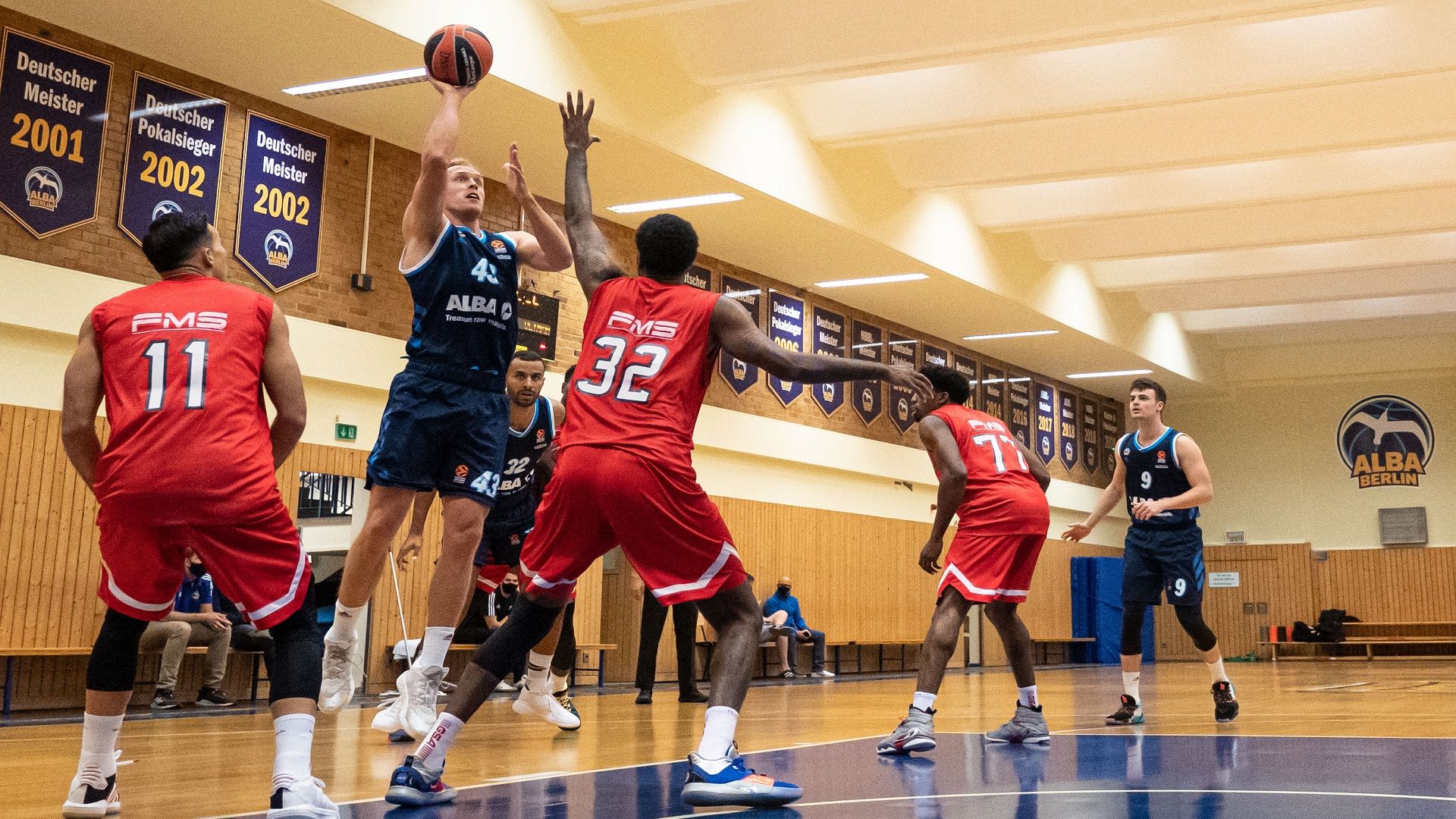 Friendly game: Alba Berlin - Οlympiacos 75-69