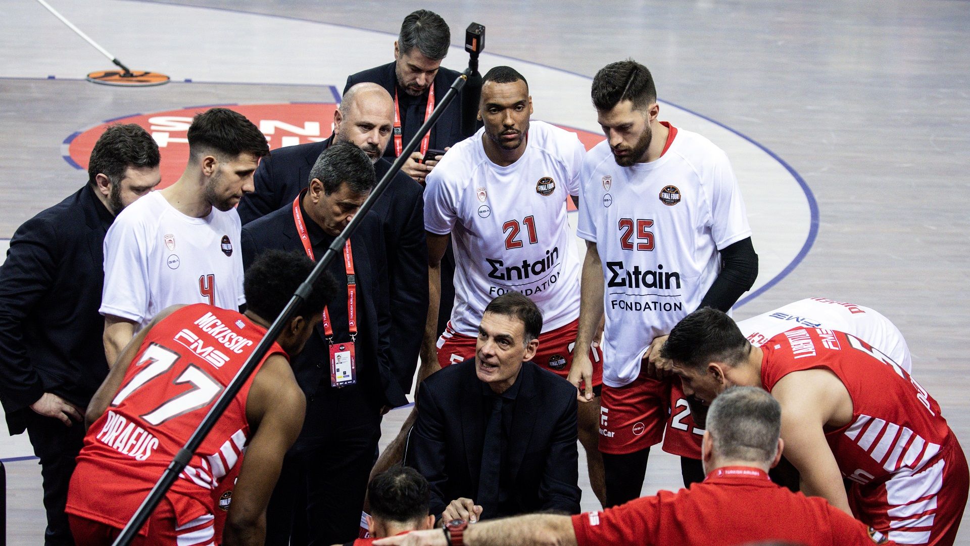 Μπαρτζώκας: «Να κάνουμε τον κόσμο μας περήφανο»