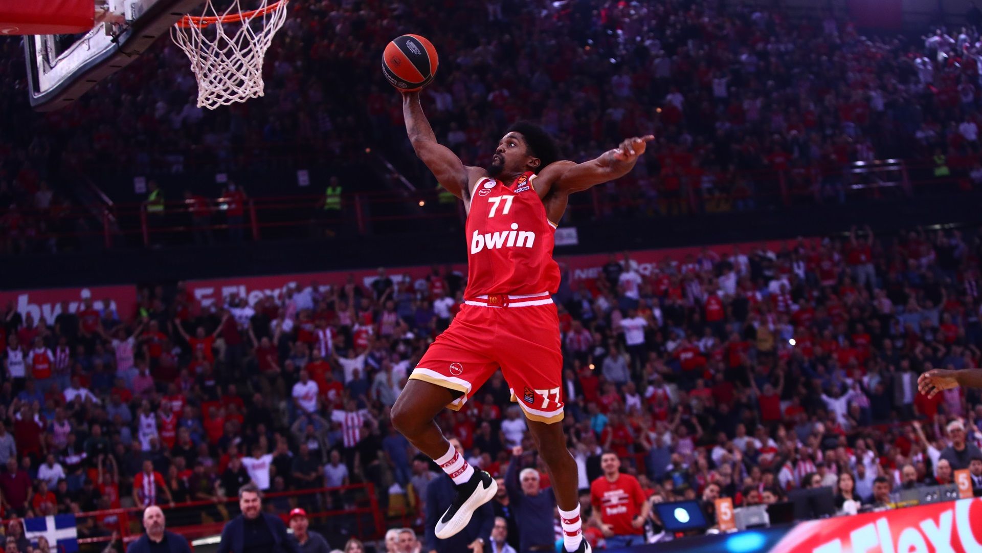 An imposing performance against Barcelona!