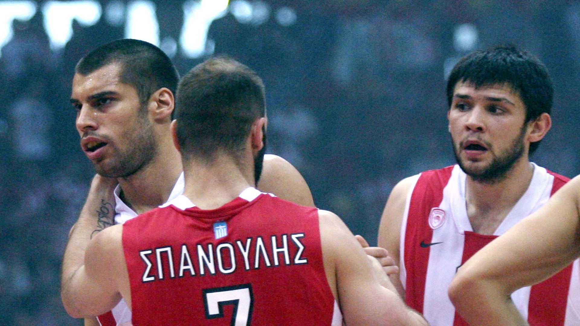 Apotheosis for the Captain by the captains!