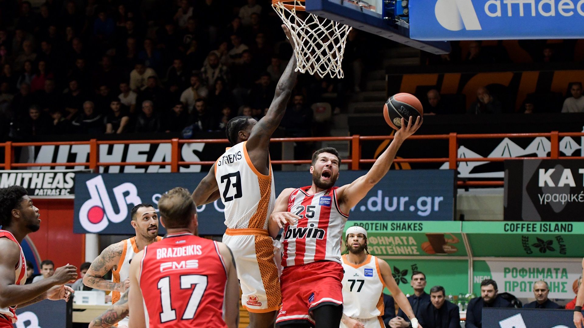 An easy win in Patras