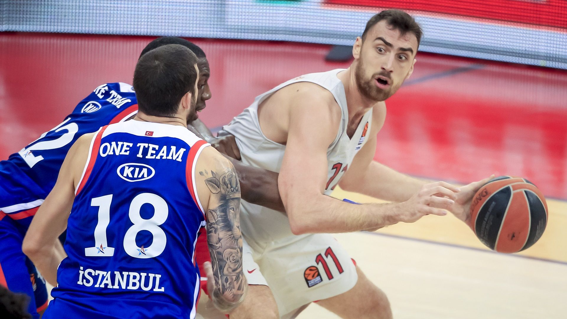 Looking up following the victory against Efes (vid)