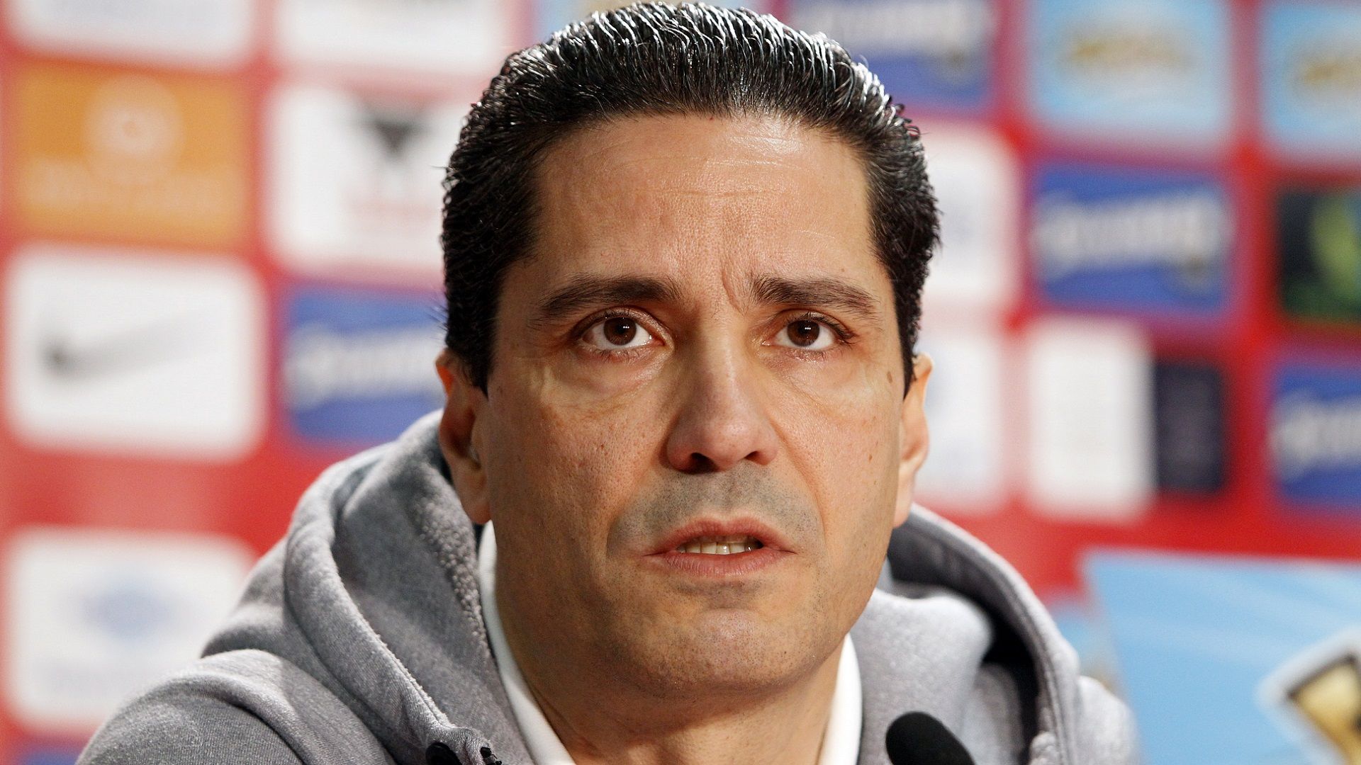 Σφαιρόπουλος: «Με πάθος και ενέργεια» (vids)