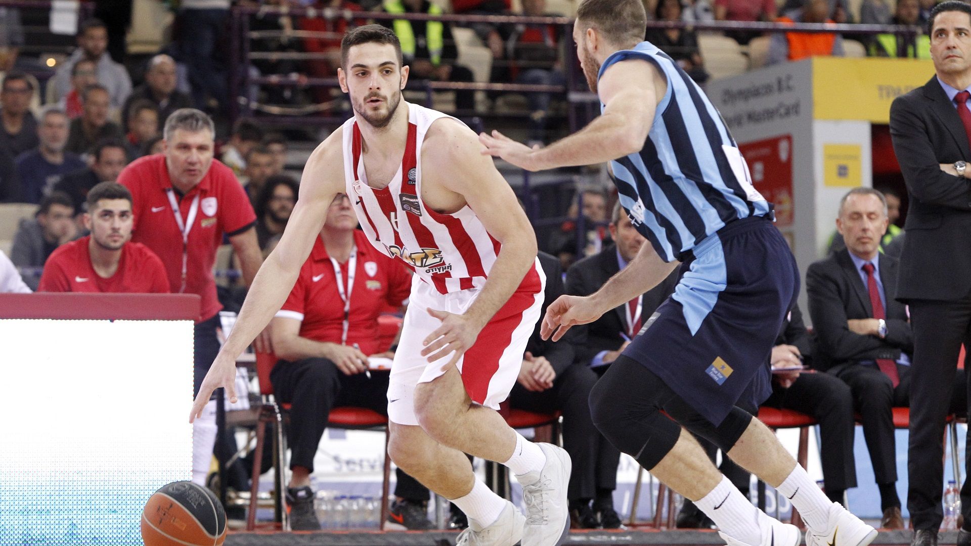 "Καθάρισε" τον Κολοσσό και "βλέπει" ΤΣΣΚΑ