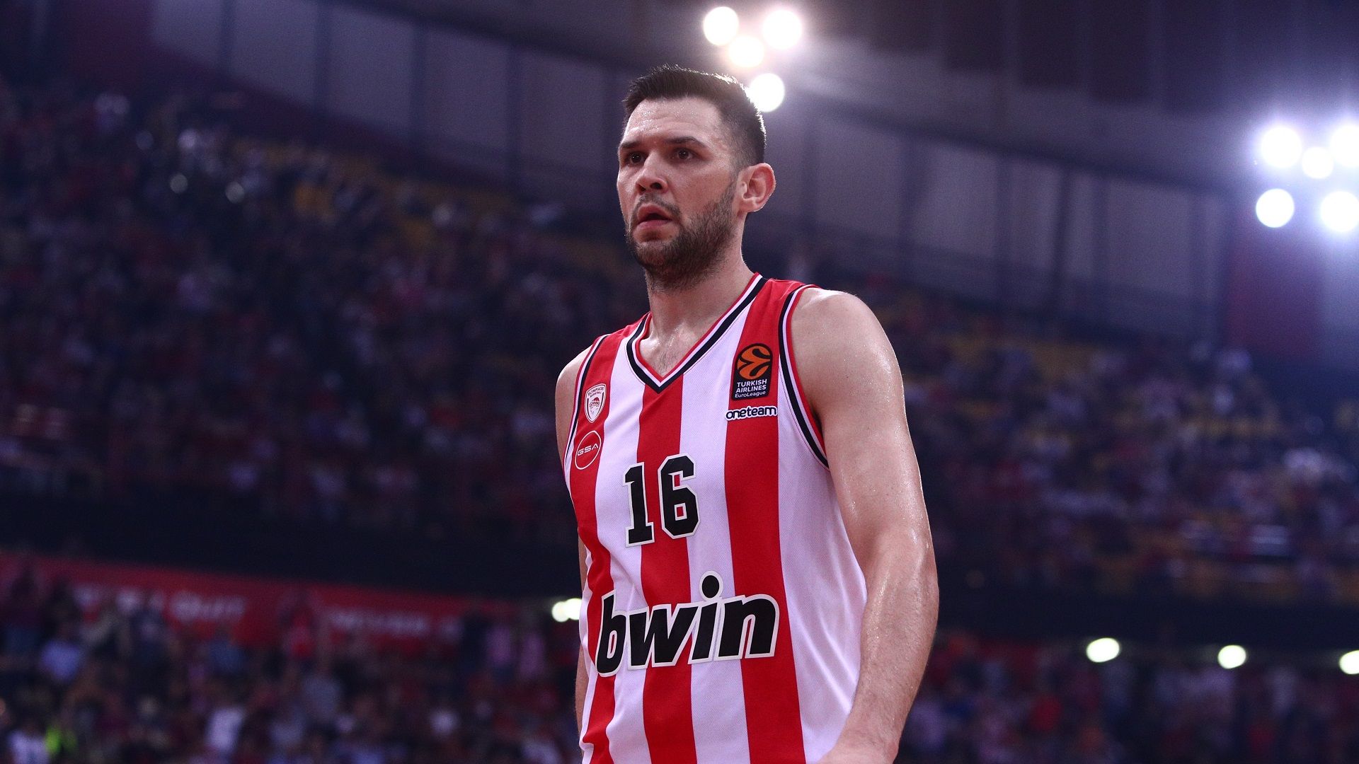 Παπανικολάου: «Με τον κόσμο μας και με σκληρή προσπάθεια» (vid)