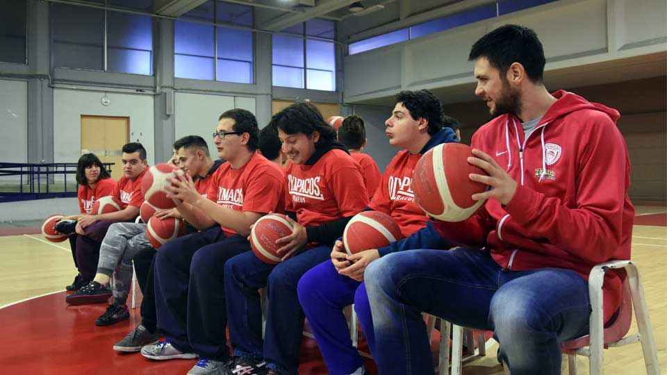 A Festive One Team with Kostas Papanikolaou