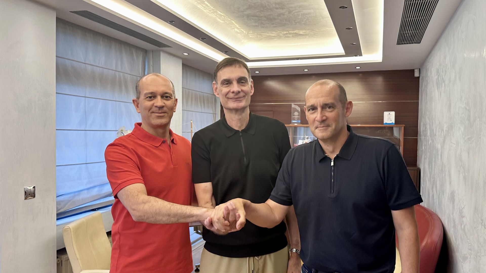 "Έδεσε" Coach B στο Λιμάνι!