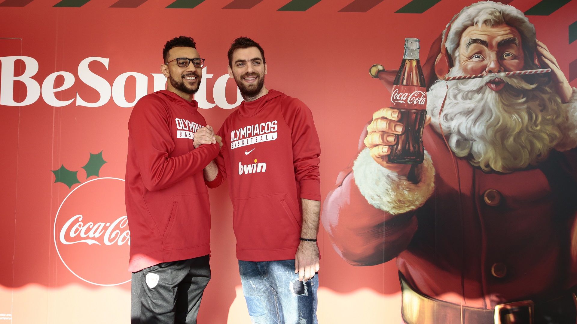 Be Santa… είναι το μήνυμα των Μάντζαρη και Γουίλιαμς Γκος! (pics+video)