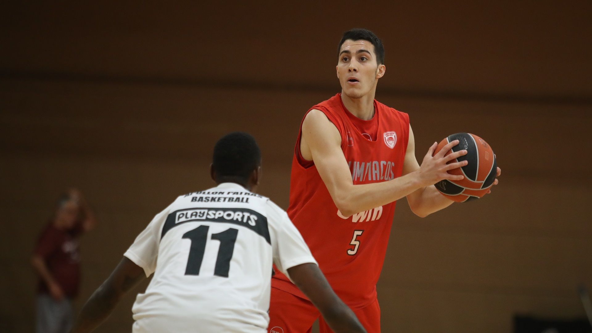 Δανεικός στο Λαύριο ο Νικολαϊδης