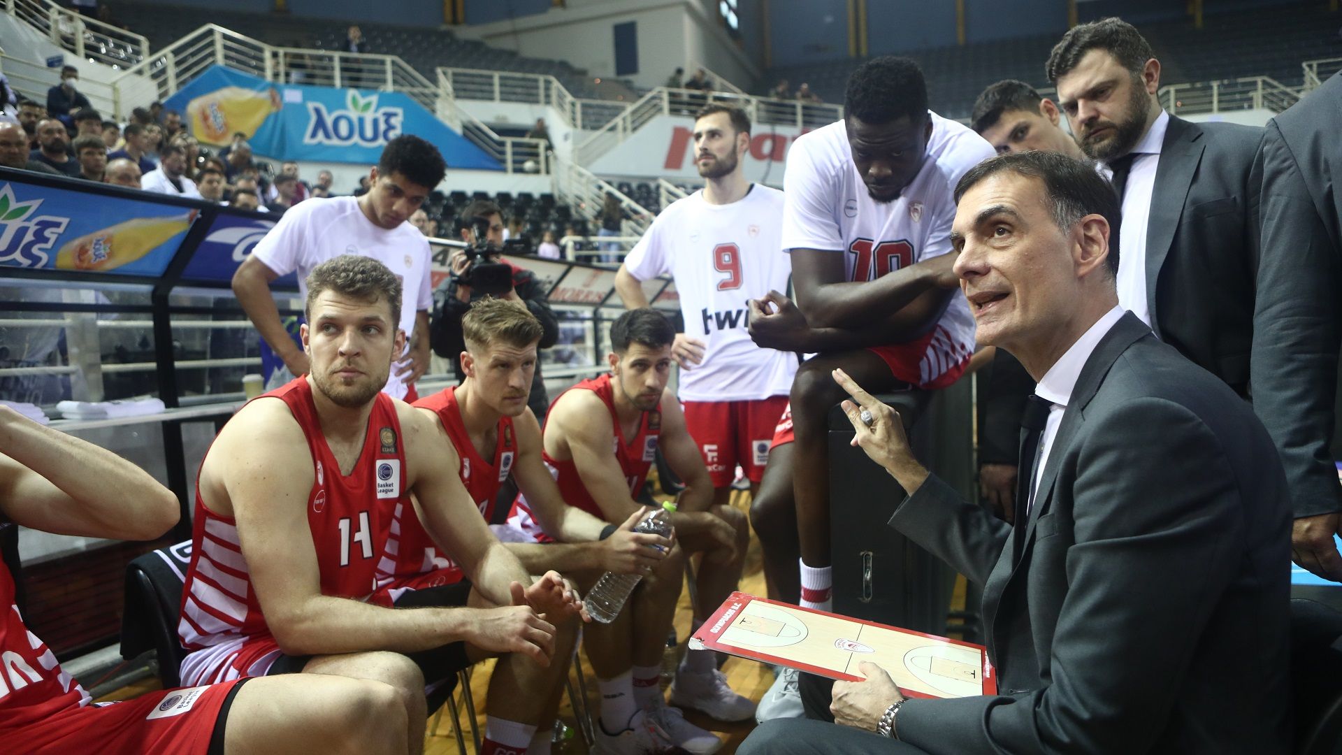 Bartzokas: «An especially important win»