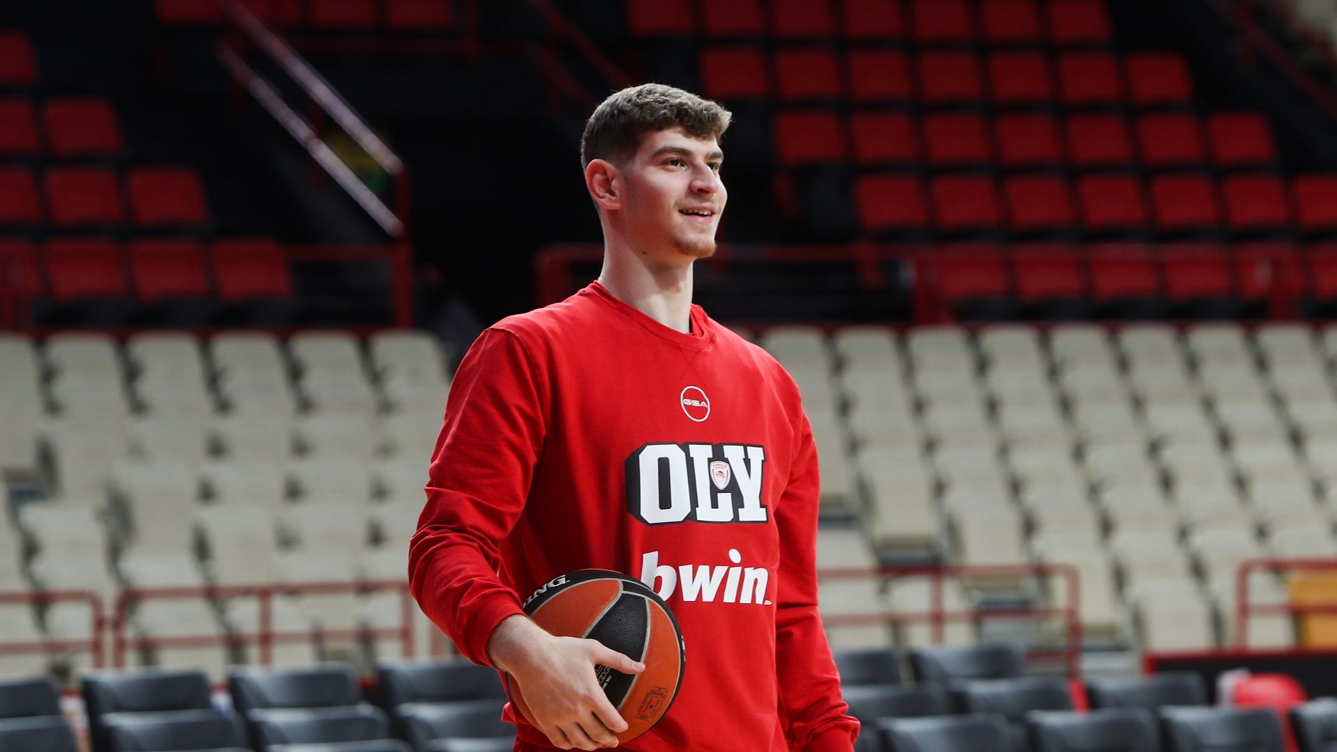 Ο αφοσιωμένος Στέφανος Σπάρταλης! (vid)