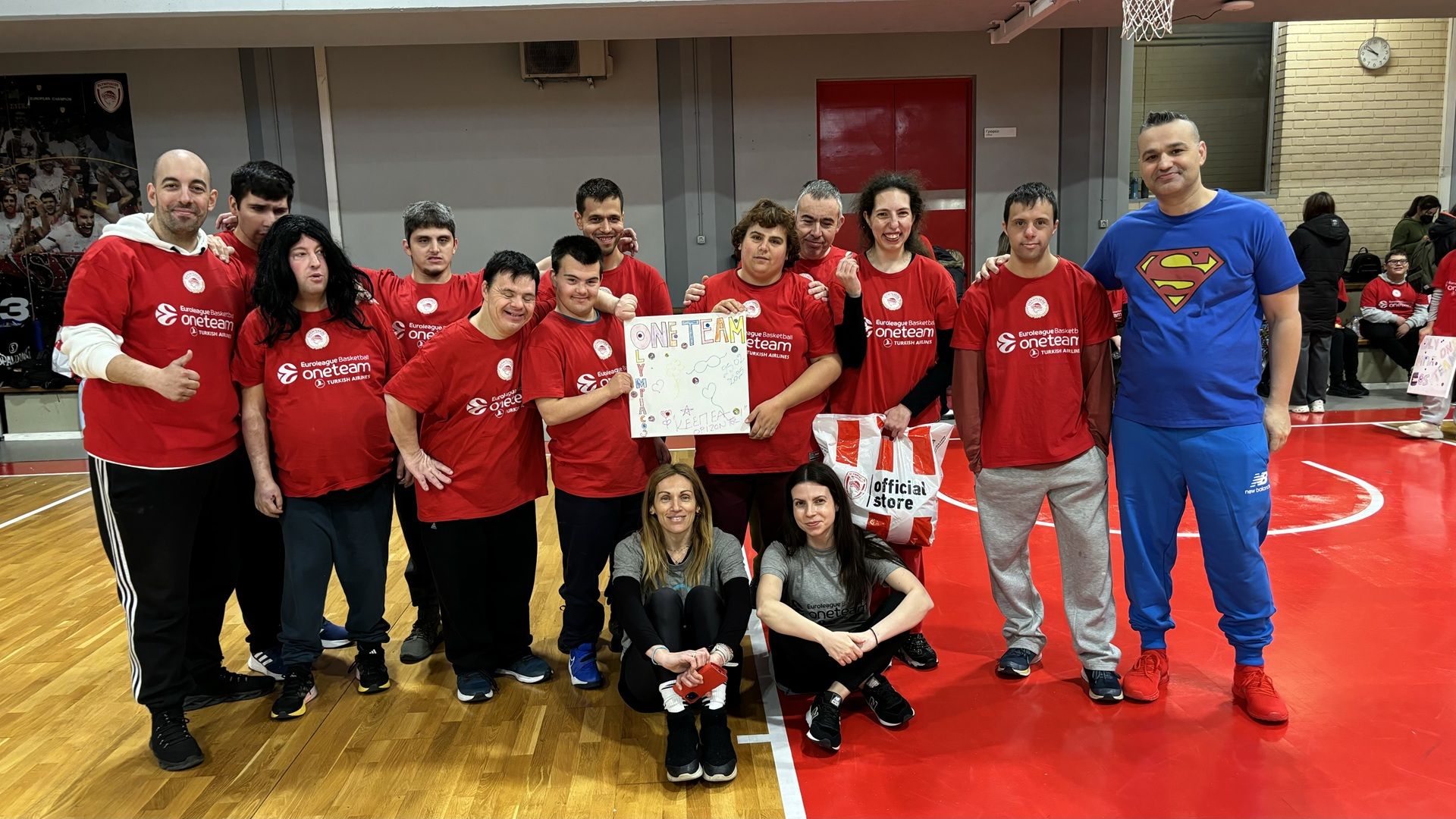 One Team: A New Year's event in the midst of Carnival season! (pics)