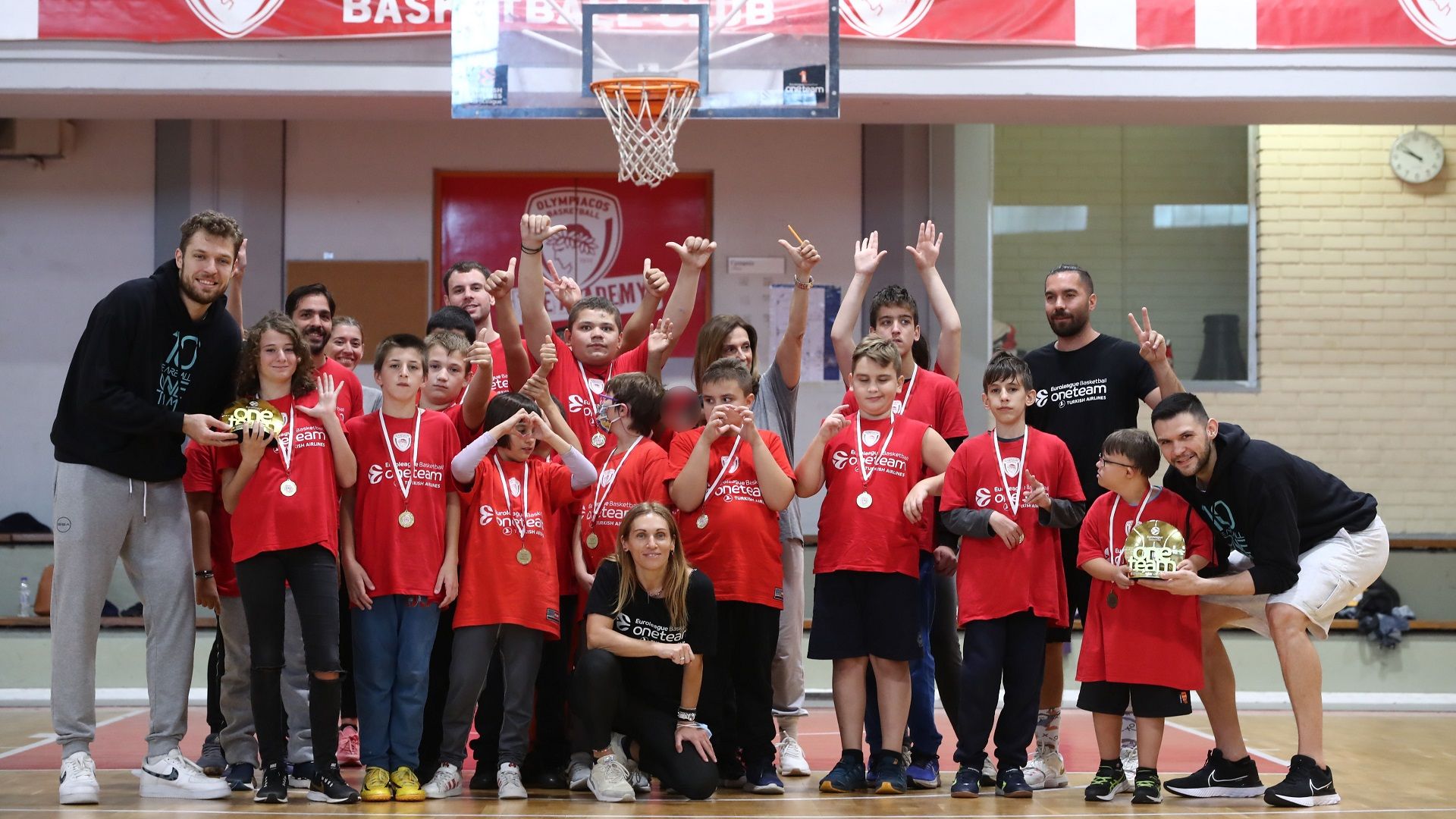 One Team: We are back! (pics)