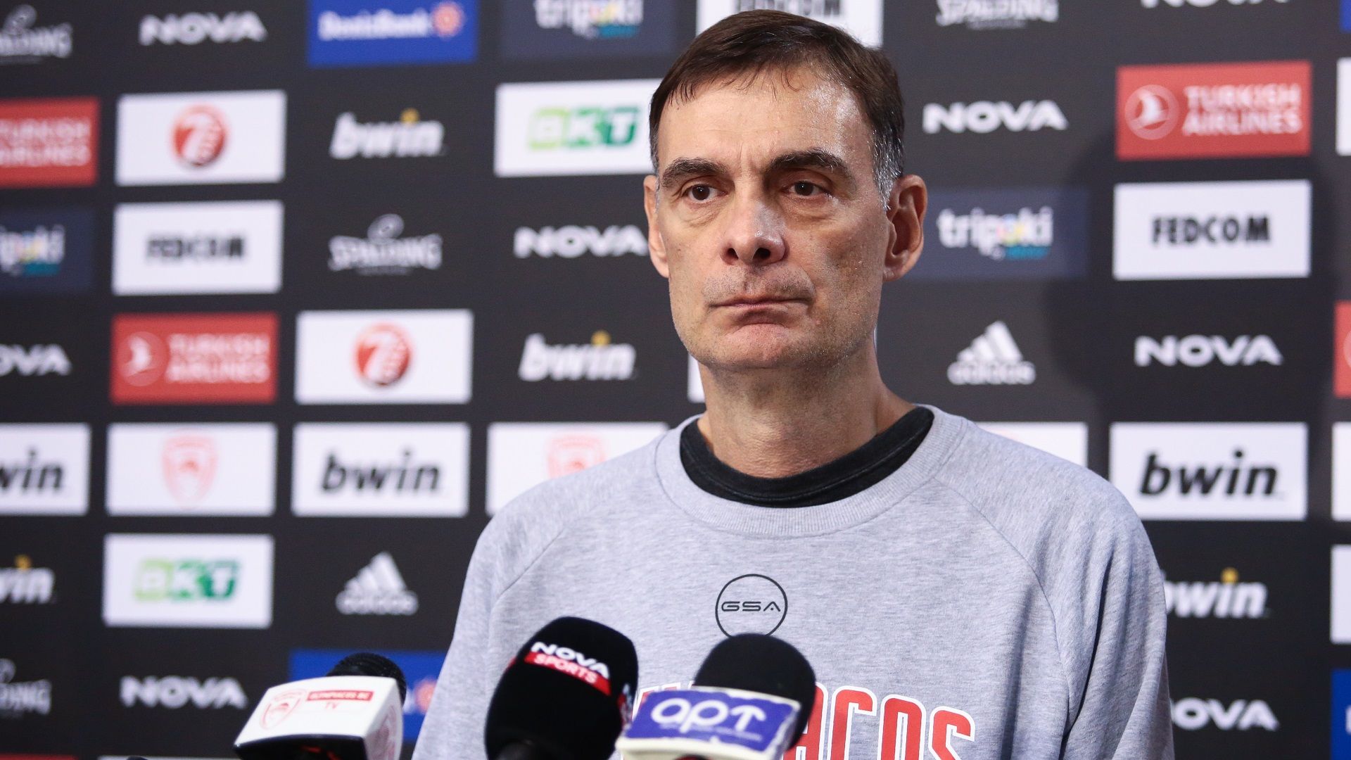 Μπαρτζώκας: «Δεν μπορούμε να χρησιμοποιούμε την κούραση ως δικαιολογία» (vid)