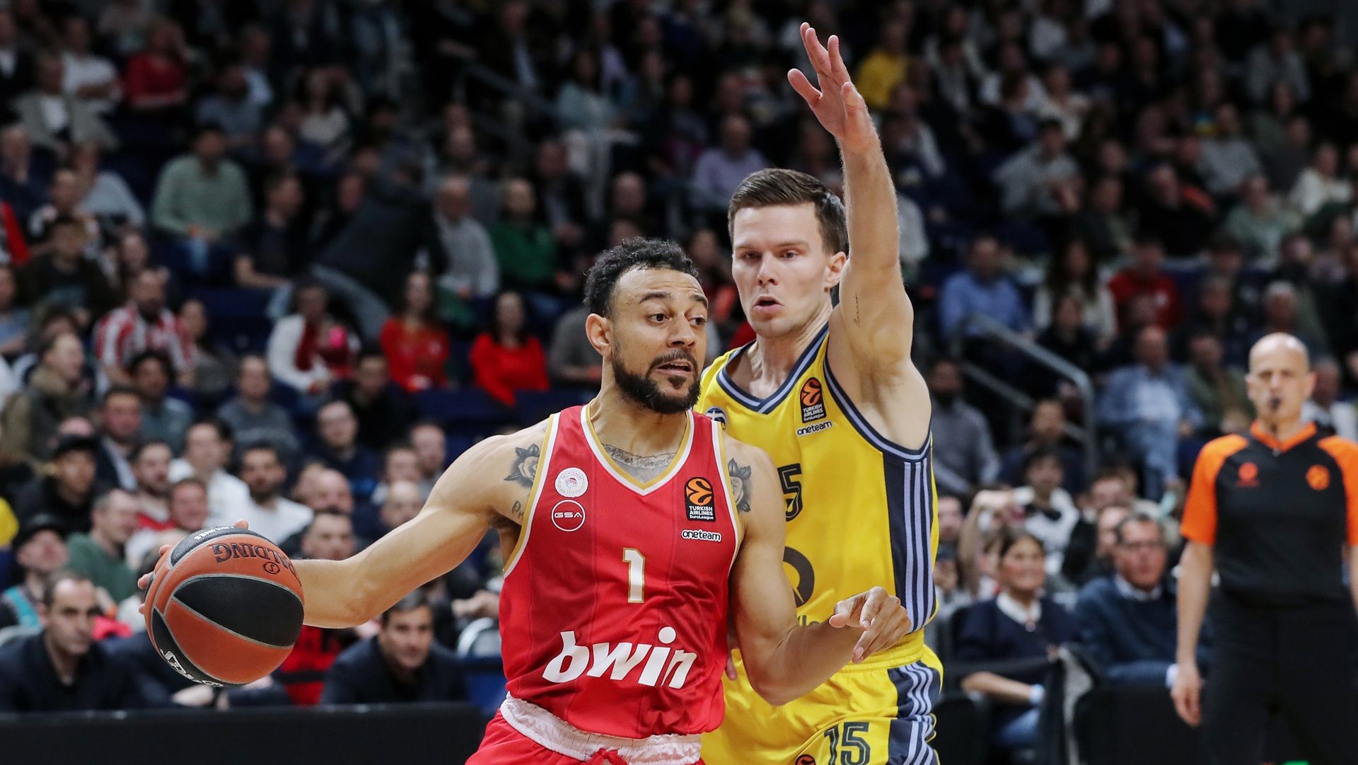 An «injured» Οlympiacos won in Berlin