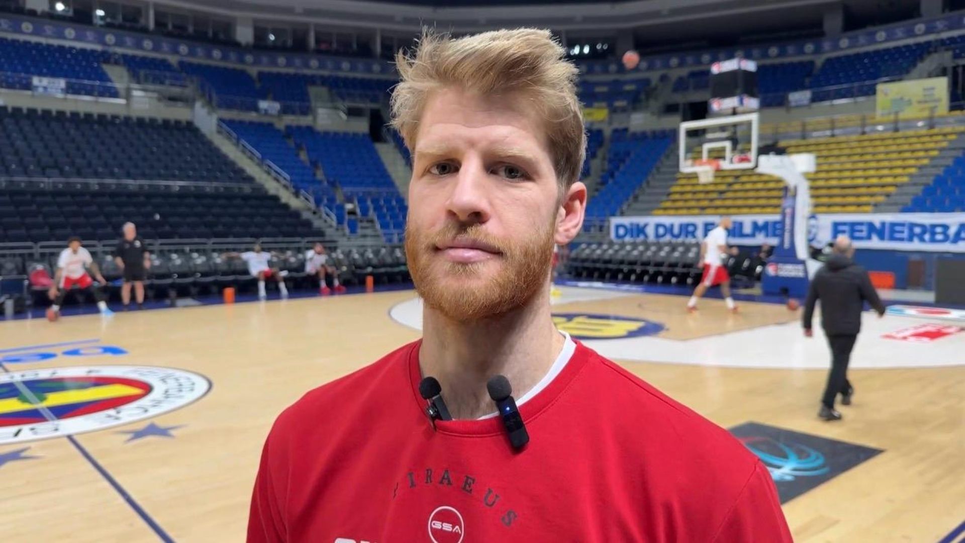 Γουόκαπ: «Να δείξουμε χαρακτήρα με την Φενέρ» (Vid)