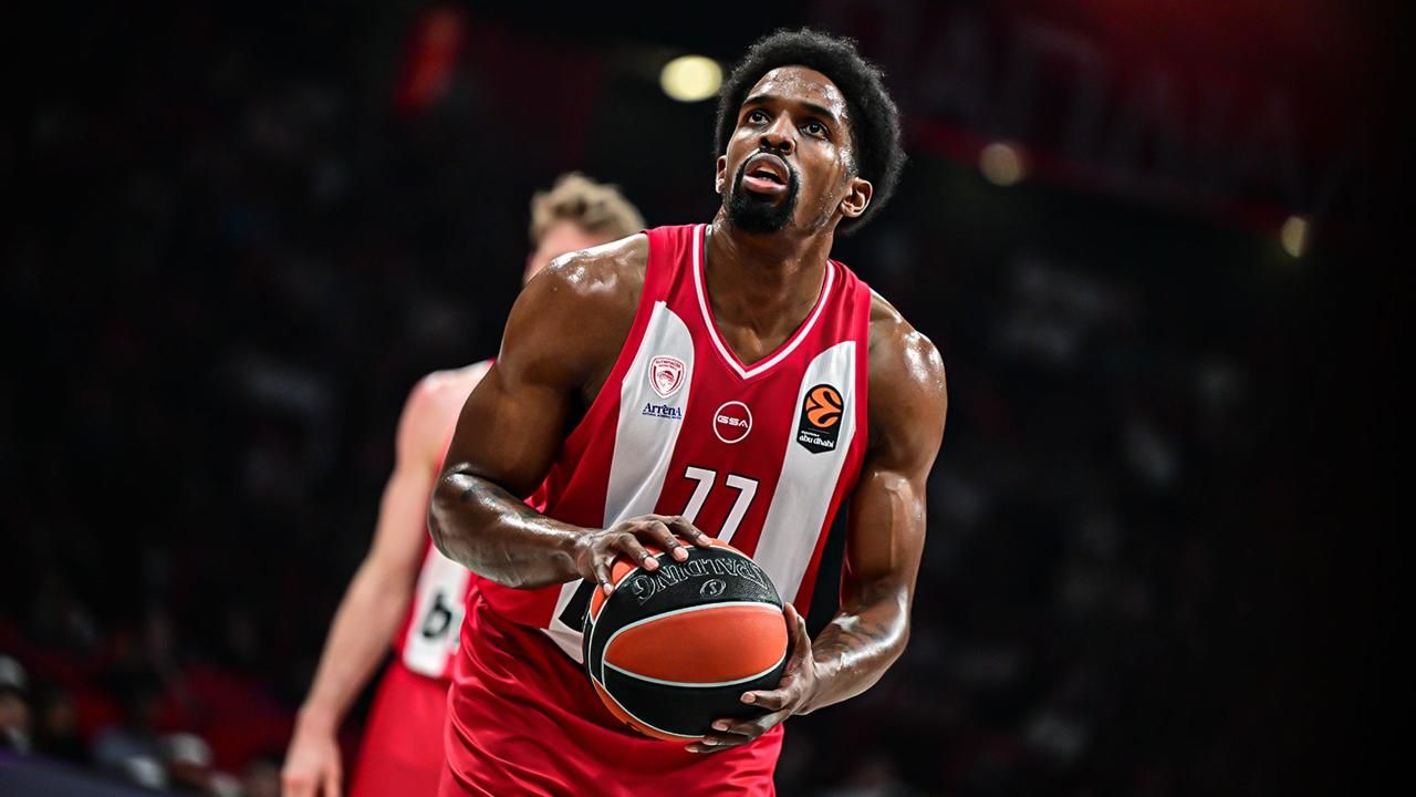 ΜακΚίσικ για Χάποελ: «Ελπίζω ότι ο Σάσα θα κάνει το ματς της ζωής του!»