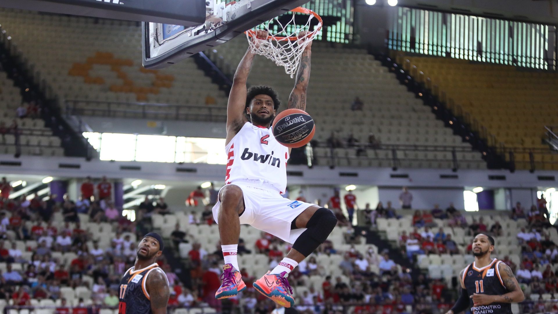 'Swept’ Promitheas and now march full speed for the title!