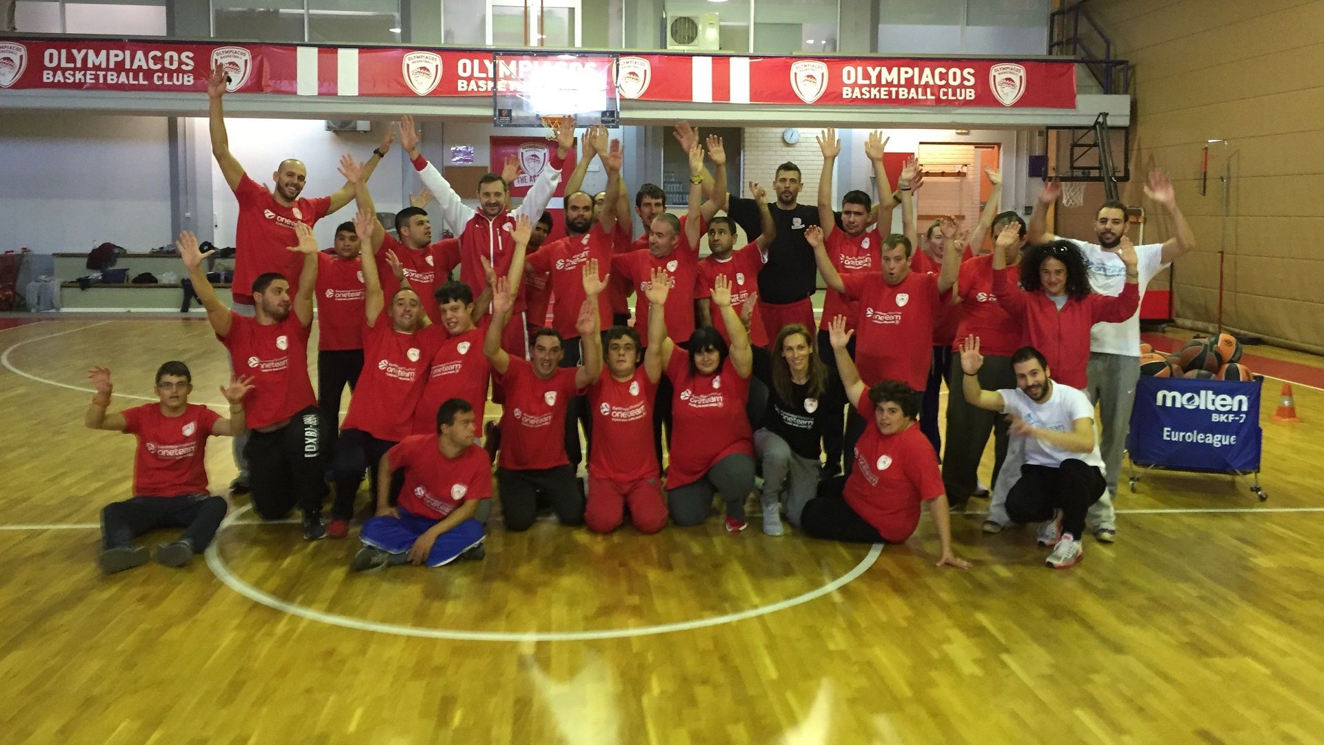 Tsaldaris and Barlos at the ΟΝΕ ΤΕΑΜ practice!