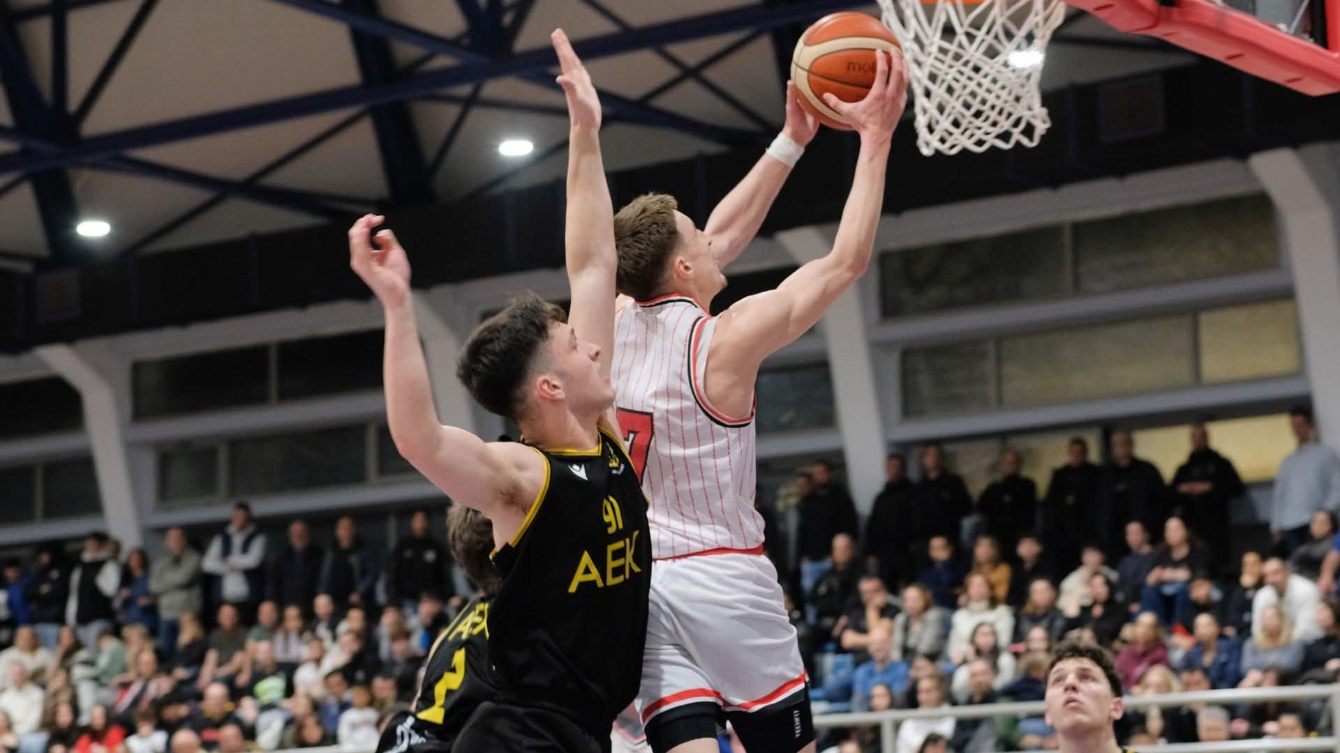 Πανελλήνιο Εφήβων: Ολυμπιακός - ΑΕΚ 82-55