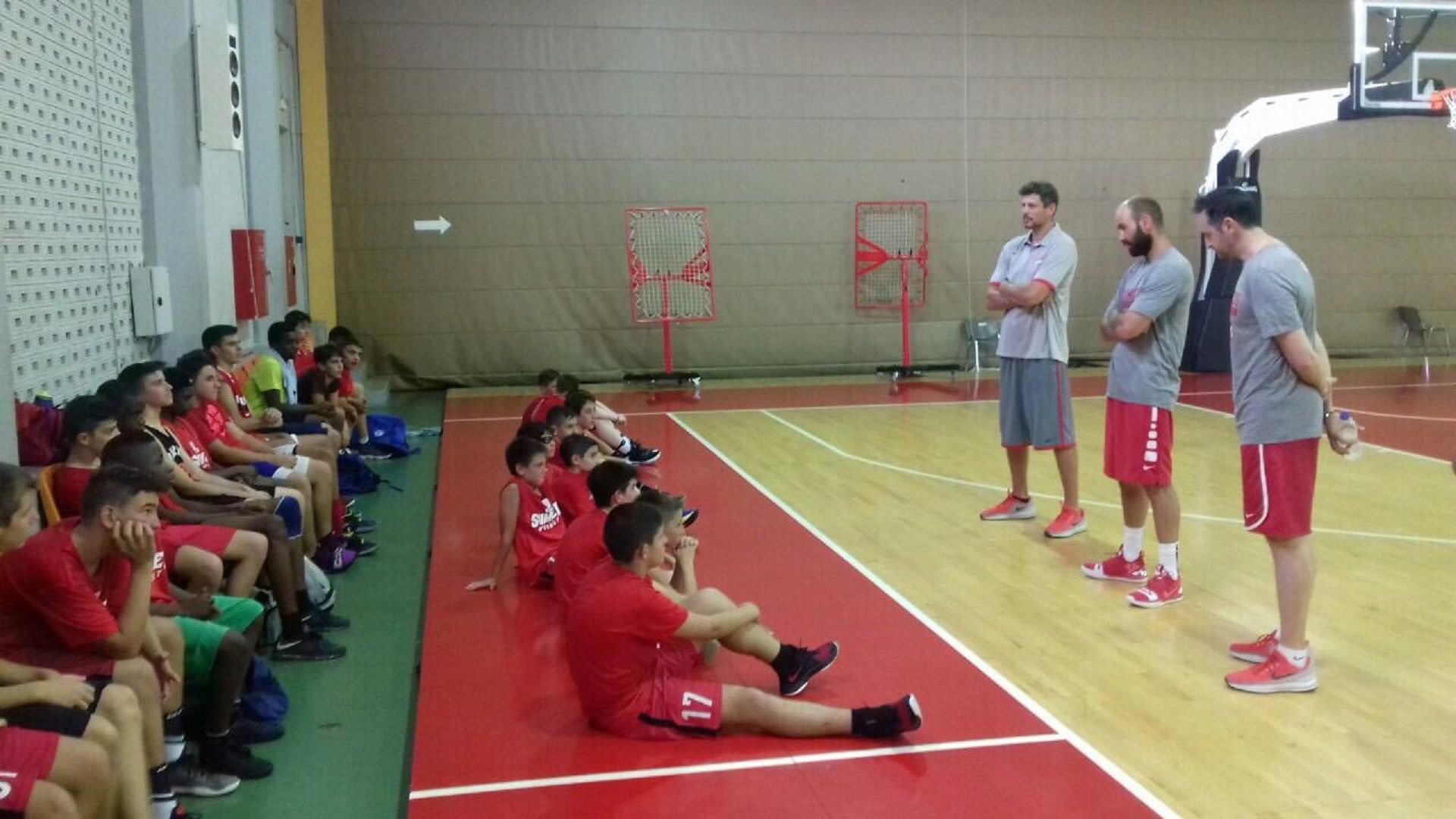 Worked like pros under the direction of V-Span! (pics)