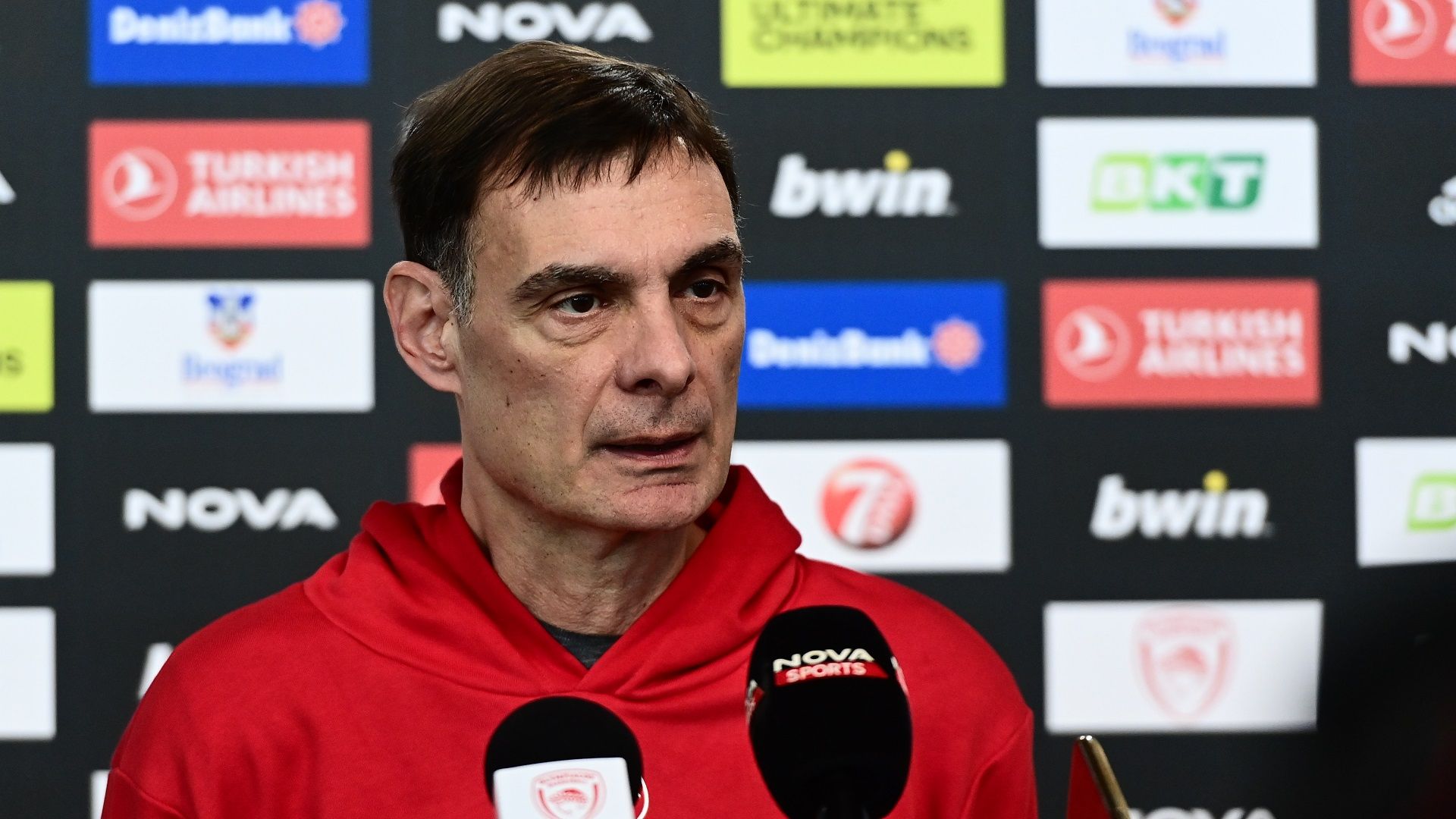 Μπαρτζώκας: «Να έχουμε πολλούς παίκτες σε καλή βραδιά» (vid)