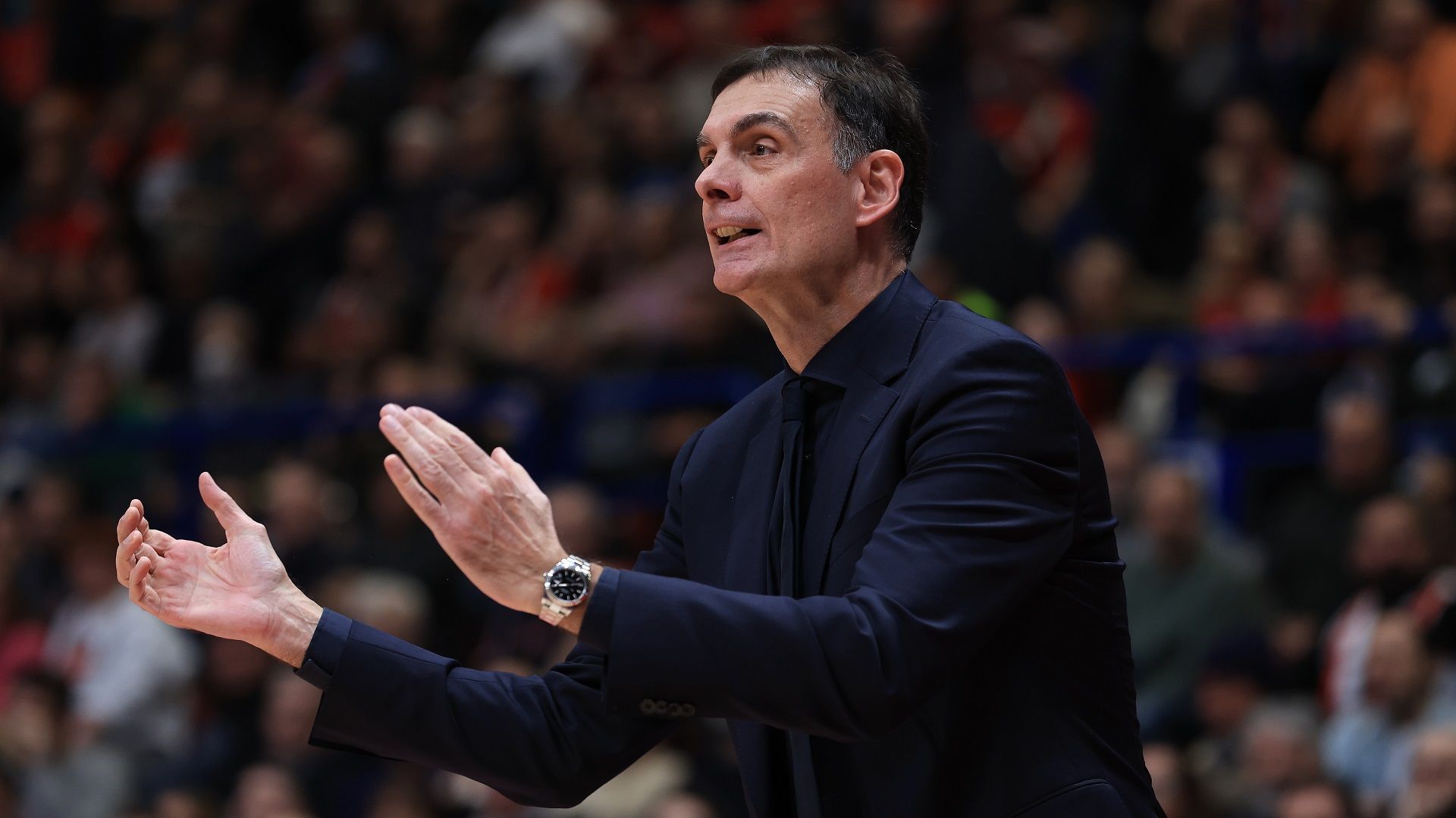 Μπαρτζώκας: «Πρέπει να δείξουμε εμπιστοσύνη στην ομάδα μας»