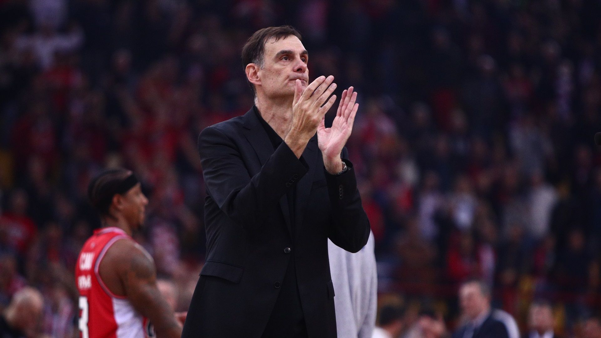 Μπαρτζώκας: «Πετύχαμε σπουδαία νίκη» (vid)